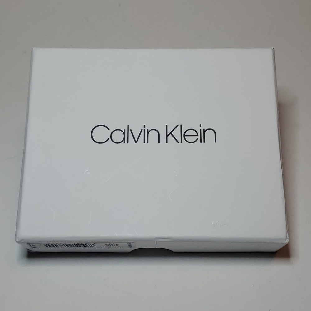 Calvin Klein bi-fold black leather wallet, RFID pr - Picture 6 of 6